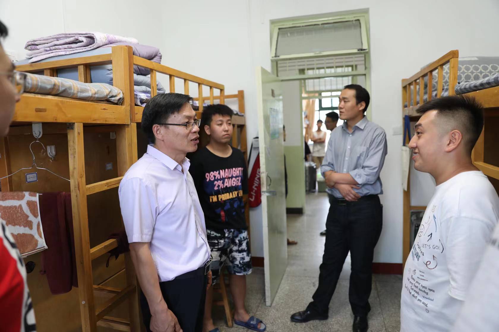 14e6eb0aca0e4abfb6e985bfbfc822c2.jpg 14e6eb0aca0e4abfb6e985bfbfc822c2.jpg