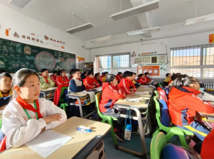 050f7a8c565e46f082bbea94aec3173b.png 050f7a8c565e46f082bbea94aec3173b.png