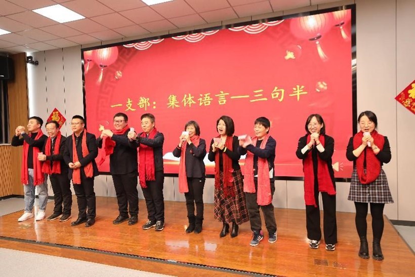 0443504547904d3d8a05ecbeca8c42dc.jpg 0443504547904d3d8a05ecbeca8c42dc.jpg